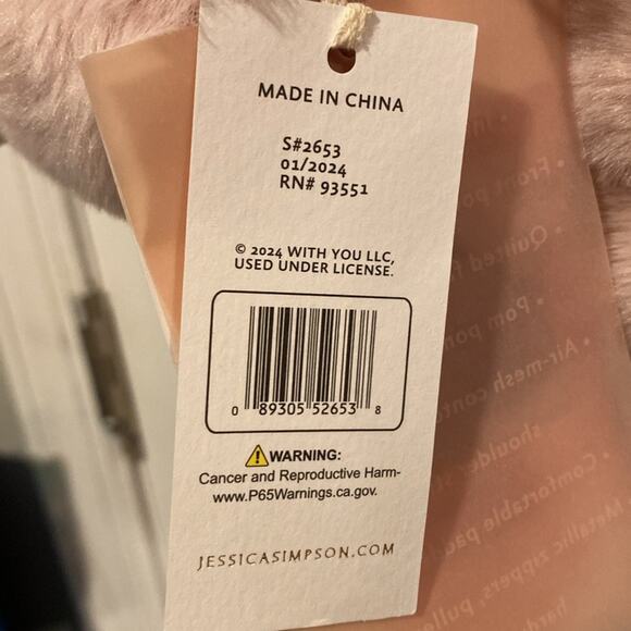 BNWT JESSICA SIMPSON Furry Pink Large Backpack main image 4